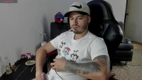 Snapshot of ragnar_lothbrok77 chatting on 10/24/25, 07:43 ragnar_lothbrok77 online show from 10/24/25, 07:43