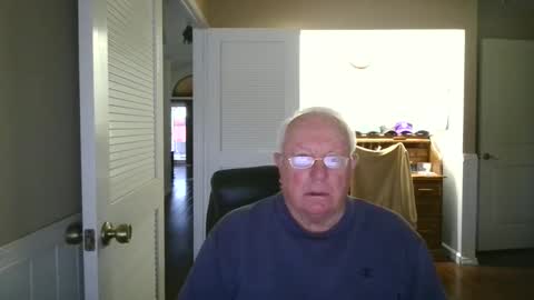 Snapshot of raiderman215 chatting on 02/06/25, 08:13 raiderman215 online show from 02/06/25, 08:13