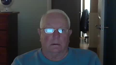Snapshot of raiderman215 chatting on 02/18/26, 02:46 raiderman215 online show from 02/18/26, 02:46