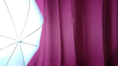 Snapshot of raiiaan_torricely chatting on 11/05/25, 09:53 Rayan online show from 11/05/25, 09:53