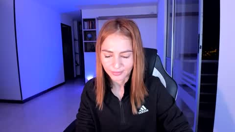 Jennyindependent model . online show from 03/01/25, 12:39