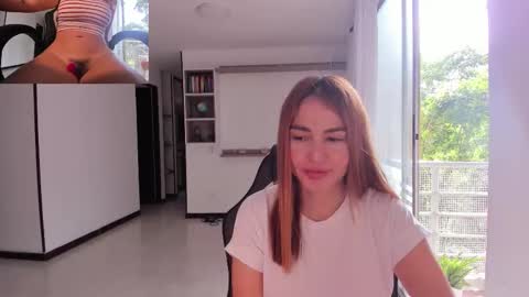 Jennyindependent model . online show from 11/14/25, 01:10