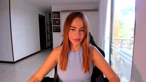 Jennyindependent model . online show from 04/09/26, 07:41