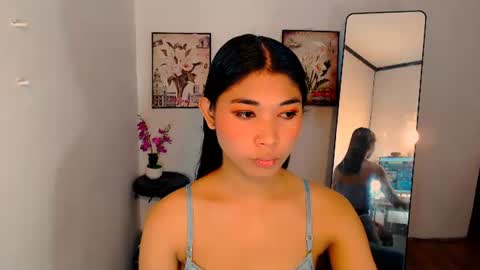 raindrizzle1706 online show from 12/15/25, 12:15