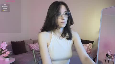 Snapshot of rainybella chatting on 05/02/26, 07:02 rainybella online show from 05/02/26, 07:02