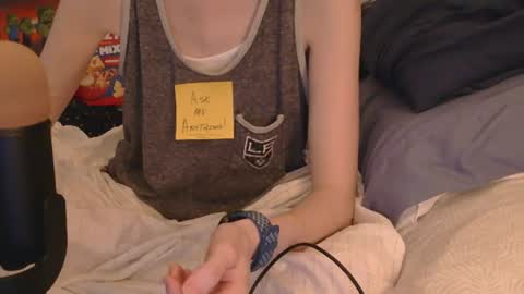 RainyDayEm online show from 07/11/26, 03:42