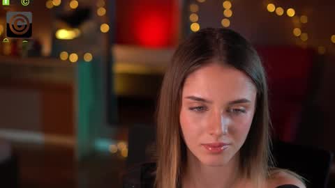 Raisa online show from 12/21/25, 05:53