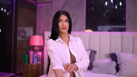 Raisa online show from 02/08/26, 07:06