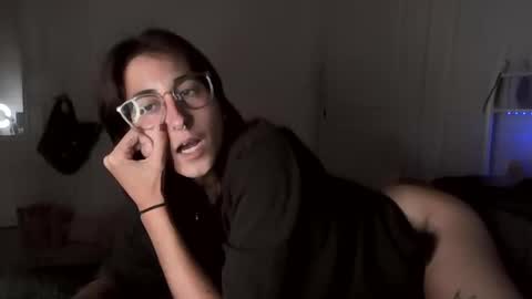 Ray Ray online show from 09/17/25, 03:52