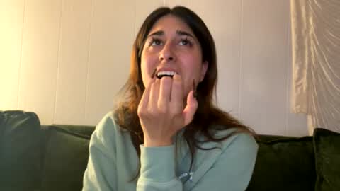 Ray Ray online show from 03/31/26, 03:52