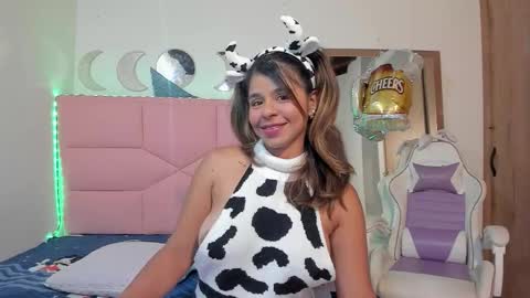  Nina  online show from 10/14/25, 01:50