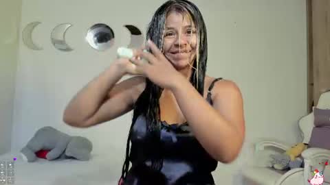 Snapshot of rajjnar_nina chatting on 07/05/26, 10:55 Nina online show from 07/05/26, 10:55