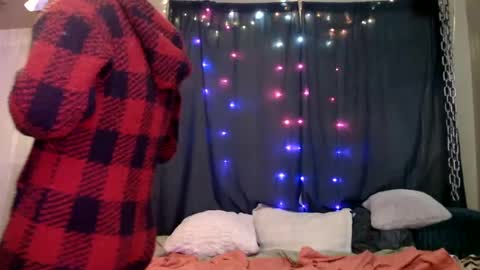    RAMONA Q   online show from 01/21/25, 08:41