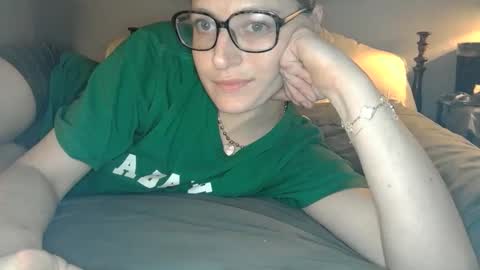 Snapshot of ramonaquinn chatting on 03/30/26, 10:05 RAMONA Q online show from 03/30/26, 10:05