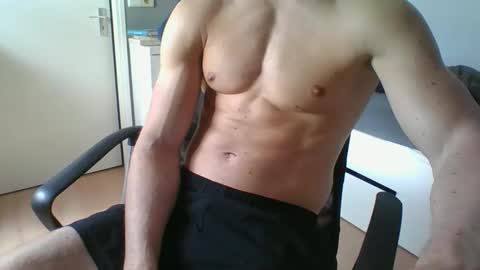 ramonjoosse2001 online show from 04/20/26, 11:24