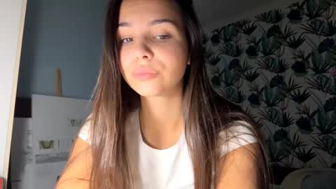 ShyBerry online show from 10/25/25, 08:47