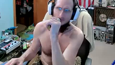 Snapshot of randalltotazz chatting on 12/13/24, 03:49 Randall online show from 12/13/24, 03:49