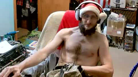 Snapshot of randalltotazz chatting on 12/19/24, 06:34 Randall online show from 12/19/24, 06:34