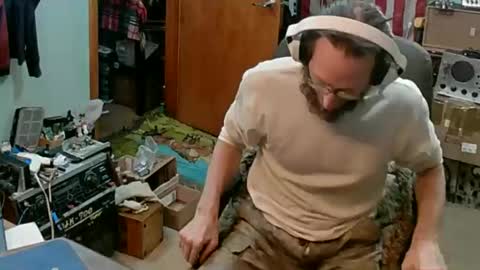 Snapshot of randalltotazz chatting on 01/23/25, 01:02 Randall online show from 01/23/25, 01:02