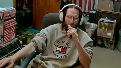 Snapshot of randalltotazz chatting on 02/15/25, 06:44 Randall online show from 02/15/25, 06:44