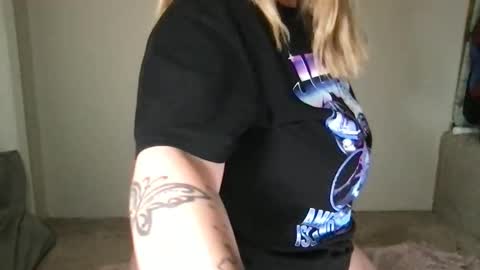 Randii online show from 12/15/25, 09:13