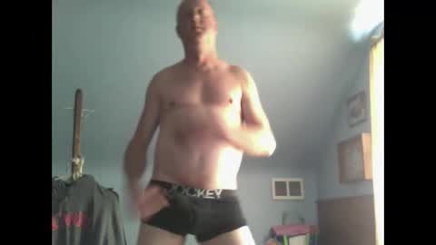 Snapshot of randman9222225 chatting on 11/15/25, 08:05 randman922225 online show from 11/15/25, 08:05