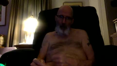 Snapshot of rando56 chatting on 05/28/26, 10:45 Randy online show from 05/28/26, 10:45