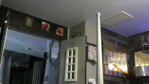 Snapshot of randybater8in chatting on 10/14/25, 07:53 Randy8inbater online show from 10/14/25, 07:53