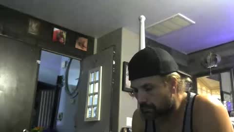 Snapshot of randybater8in chatting on 11/03/25, 06:14 Randy8inbater online show from 11/03/25, 06:14