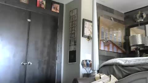 Snapshot of randybater8in chatting on 11/25/25, 08:42 Randy8inbater online show from 11/25/25, 08:42