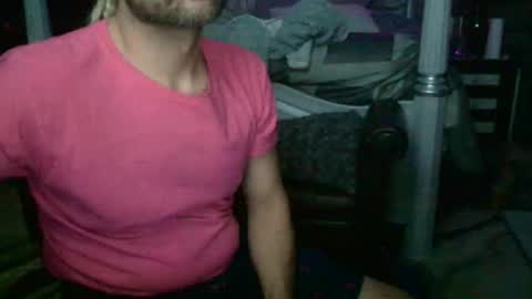 Snapshot of randybater8in chatting on 02/17/26, 01:46 Randy8inbater online show from 02/17/26, 01:46