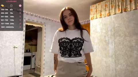 Lia online show from 10/22/25, 05:24