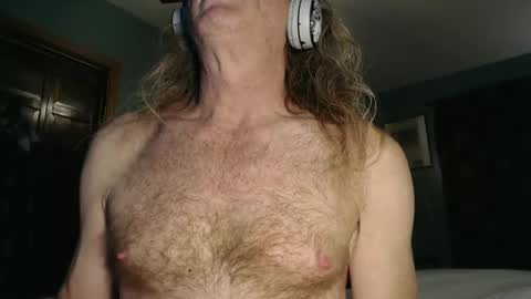 Snapshot of ranger510 chatting on 02/13/25, 04:22 Ranger510 online show from 02/13/25, 04:22