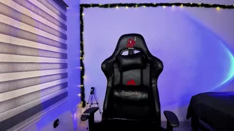 Jonas online show from 02/12/26, 04:24