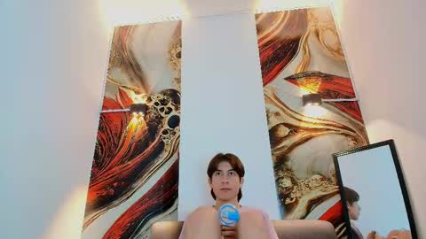 raphael_nyon1 online show from 05/23/26, 04:39