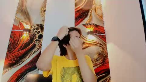raphael_nyon1 online show from 06/25/26, 03:50