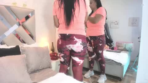 Raquel Moore  online show from 11/13/25, 11:42