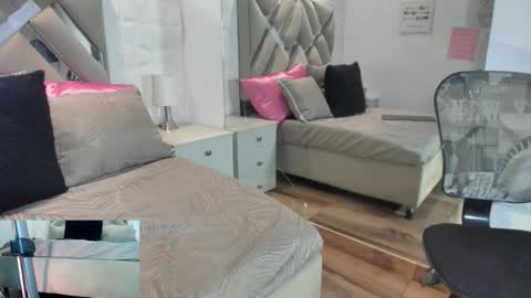 Raquel Moore  online show from 02/06/26, 05:16