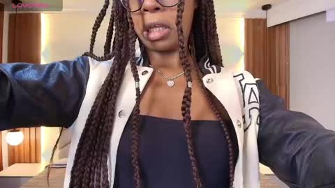 Raquel online show from 04/17/26, 12:30