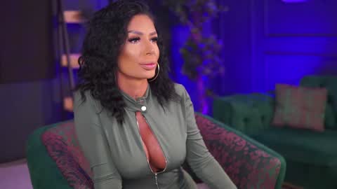 Raquelle online show from 01/25/25, 06:35