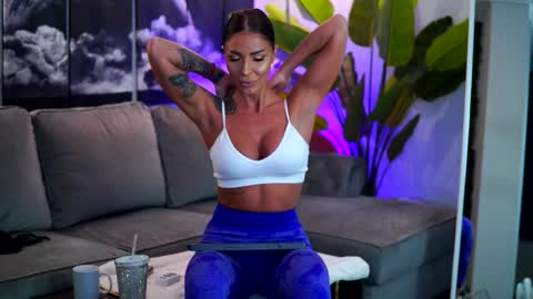 Raquelle online show from 02/10/26, 10:19