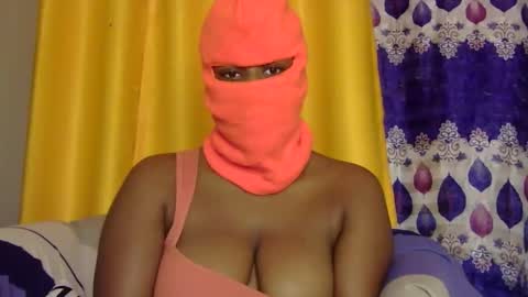 Snapshot of rara_molly chatting on 05/03/26, 07:53 rara_molly online show from 05/03/26, 07:53