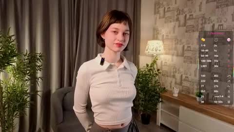 Snapshot of rashidagiczewski chatting on 10/18/25, 01:08 Nicole online show from 10/18/25, 01:08