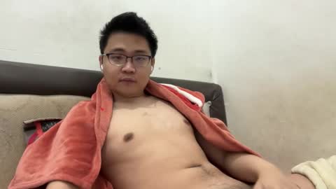 randomnaut online show from 12/18/25, 08:04