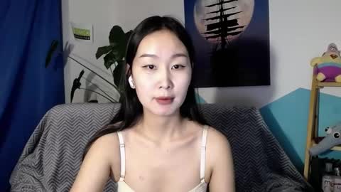 ratna_mm online show from 02/10/25, 12:08