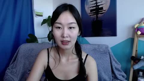 ratna_mm online show from 02/24/25, 08:27
