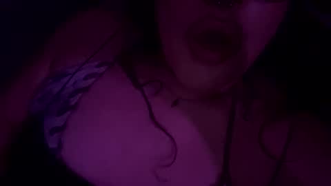 Snapshot of rattlesnakebitch chatting on 06/07/26, 05:33 Rattlesnake Bitch 666 online show from 06/07/26, 05:33