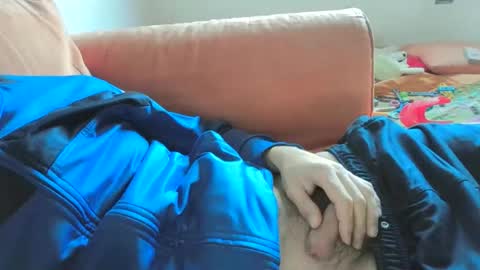 Snapshot of raul101101101101 chatting on 11/09/25, 02:48 raul101101101101 online show from 11/09/25, 02:48