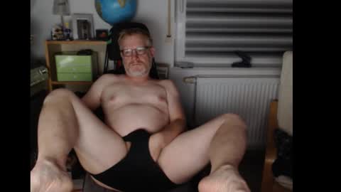 Raunchy me online show from 09/27/25, 10:15