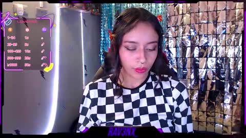   online show from 10/27/25, 03:10